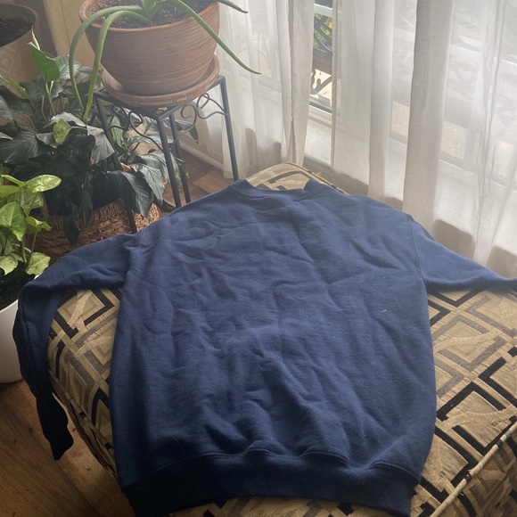 XL YOUTH BERRY COLLEGE CREWNECK - Picture 2 of 3